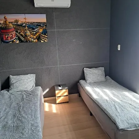 Hostel Kandulski *
