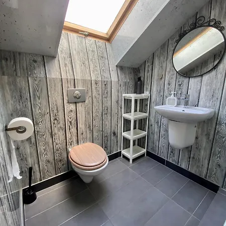 Kandulski Hostal *