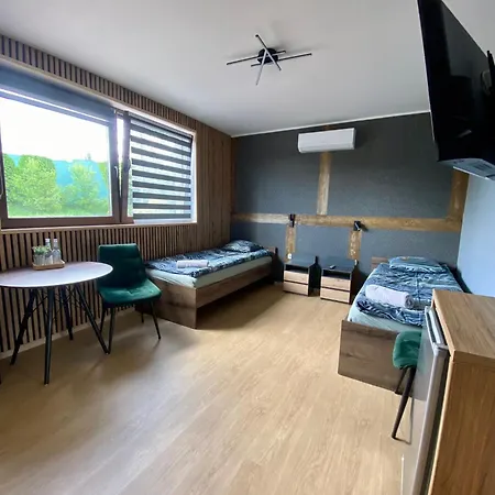 Kandulski Auberge de jeunesse *