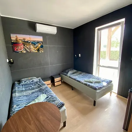 Kandulski Auberge de jeunesse *