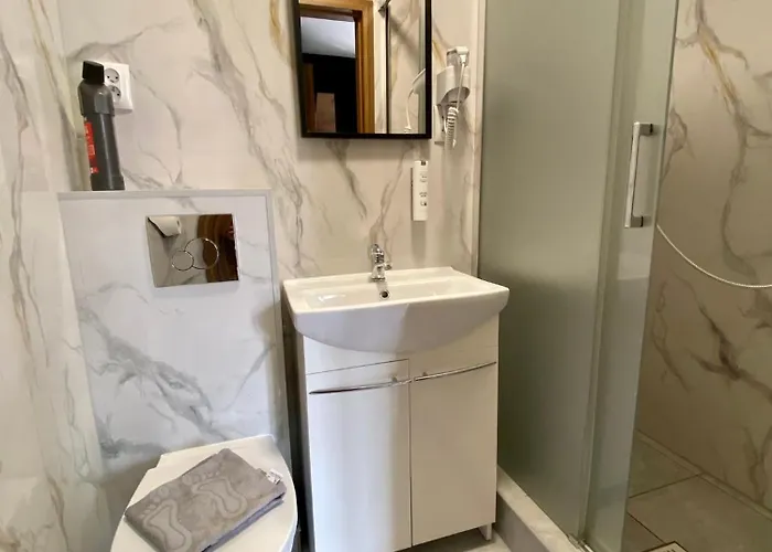 호스텔 Kandulski *